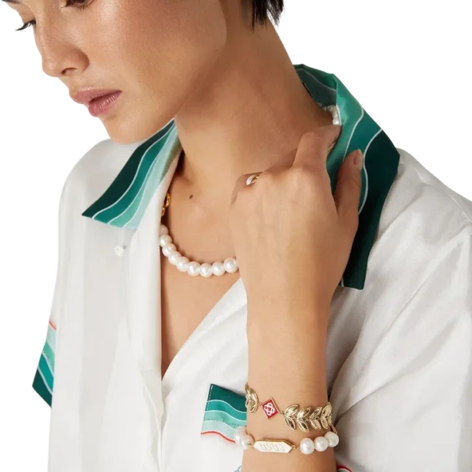 Brățară cu frunză de laur din aur Brățară cu frunză de laur din aur