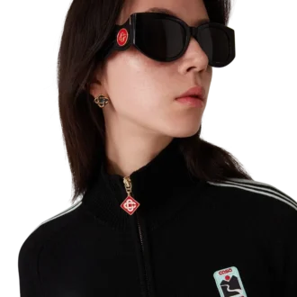 Cercei suprapuși Hiking