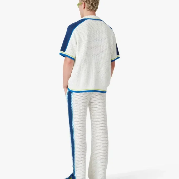 Cămășă croșetată cu mâneci scurte, albă și albastră Cămășă croșetată cu mâneci scurte, albă și albastră