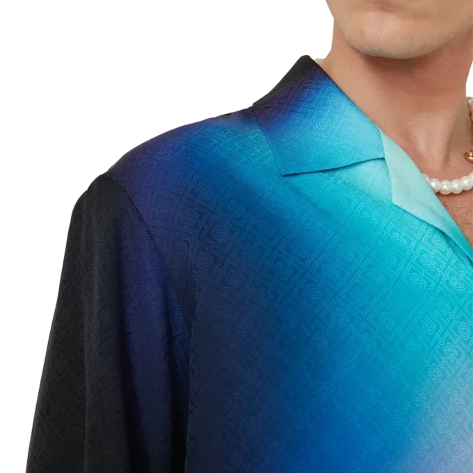 Cămășă cu mâneci scurte din mătase cu imprimeu în degrade Cămășă cu mâneci scurte din mătase cu imprimeu în degrade