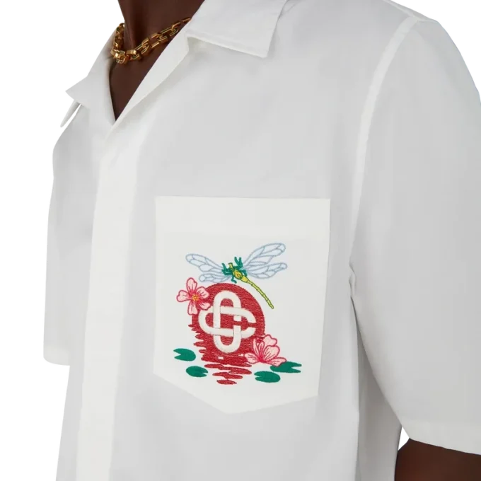 Cămășă cu mâneci scurte din poplin de bumbac brodată Cămășă cu mâneci scurte din poplin de bumbac brodată