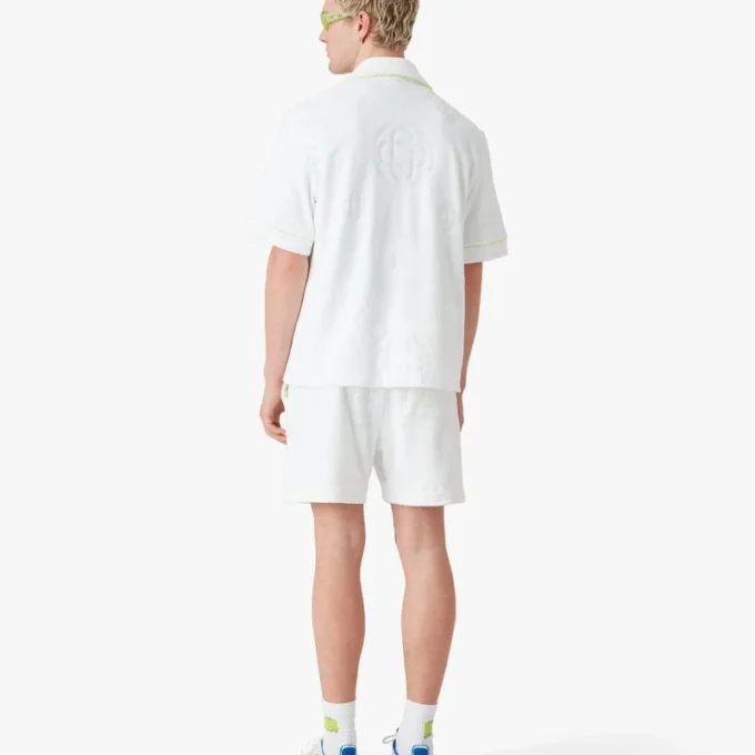 Cămașă albă cu mâneci scurte din material de prosop cu monogramă Cămașă albă cu mâneci scurte din material de prosop cu monogramă