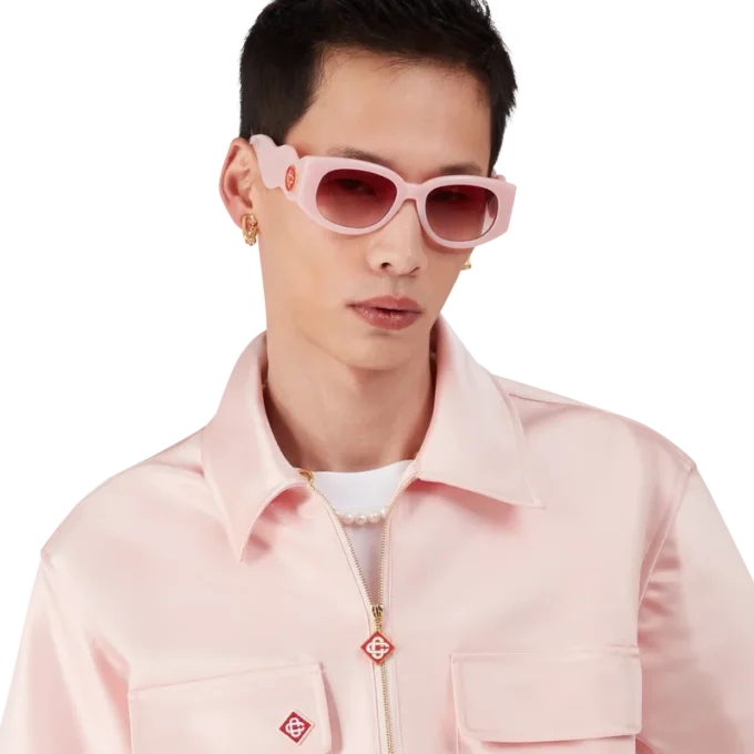 Cămașă cu mâneci scurte și fermoar pe un sfert din satin pentru pantaloni scurți