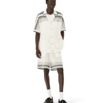 Cămășa de tenis croșetată