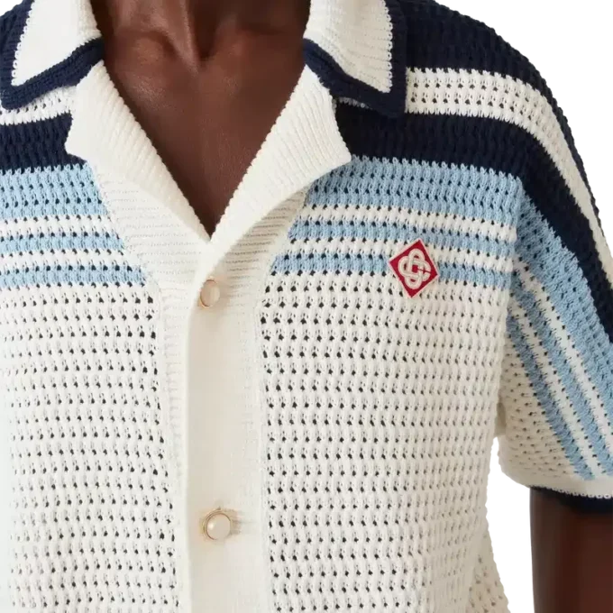 Cămașă din bumbac croșetat cu pantaloni scurți