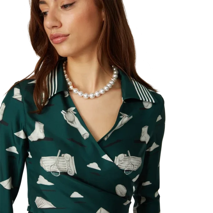 Colier cu perle în cușcă