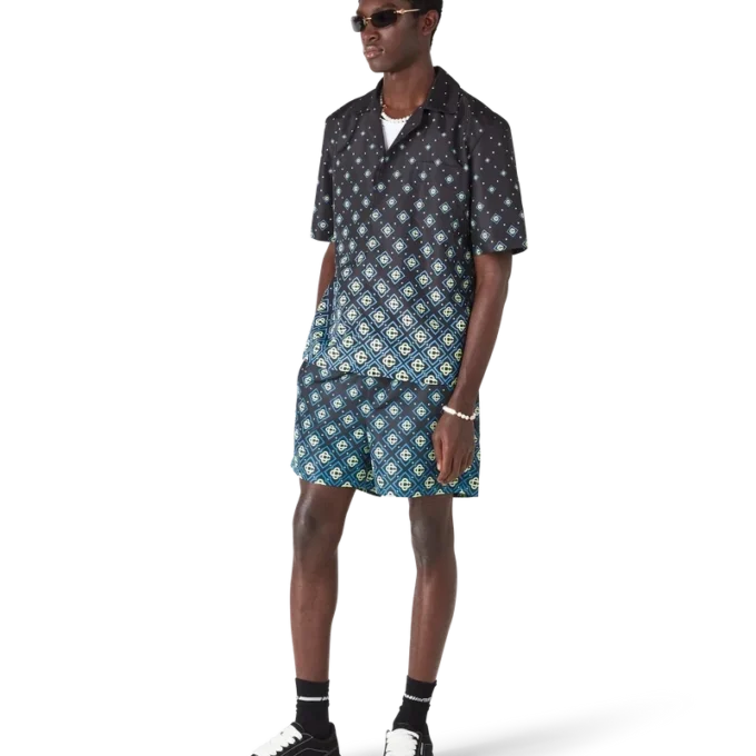 Costume de baie cu pantaloni scurți și monogramă negru degradat