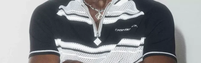 Cămășa de polo cu mâneci scurte, cu fermoar și dungi din plasă metalică