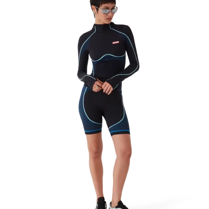 Hanorac cu mâneci lungi și glugă, fără cusături Hanorac cu mâneci lungi și glugă, fără cusături