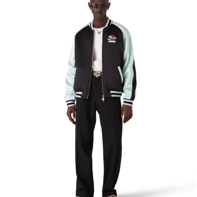 Jachetă bomber din satin brodată Jachetă bomber din satin brodată