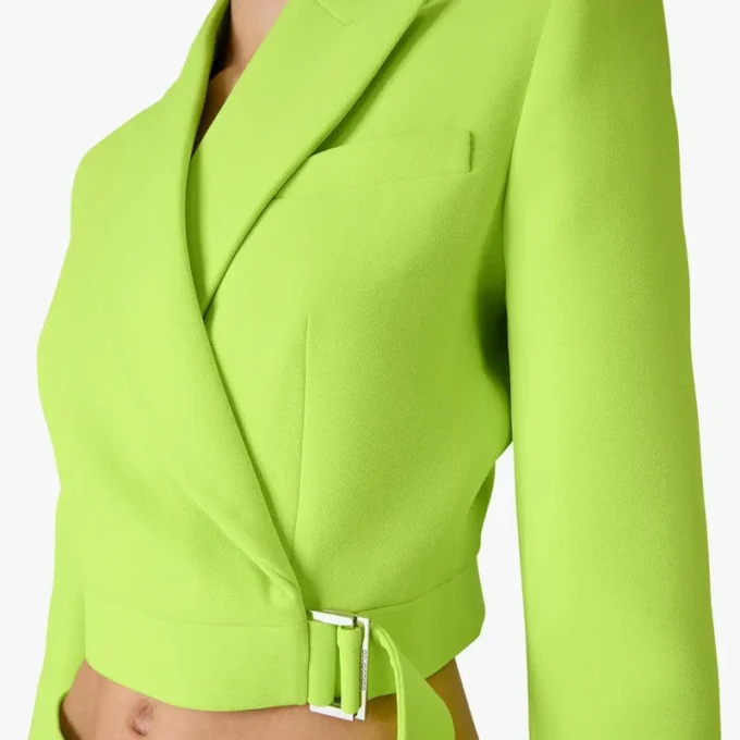 Jachetă croită din crep verde Jachetă croită din crep verde