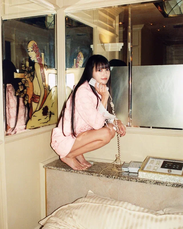 Jachetă matlasată din nailon cu glugă Jachetă matlasată din nailon cu glugă