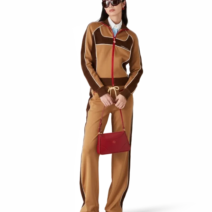 Jachetă sport cu panouri din chenilă