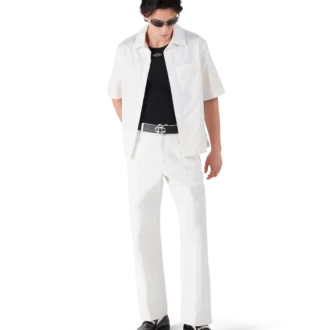 Pantaloni chino albi cu monogramă