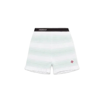 Pantaloni scurți cu dungi și pliuri Pantaloni scurți cu dungi și pliuri