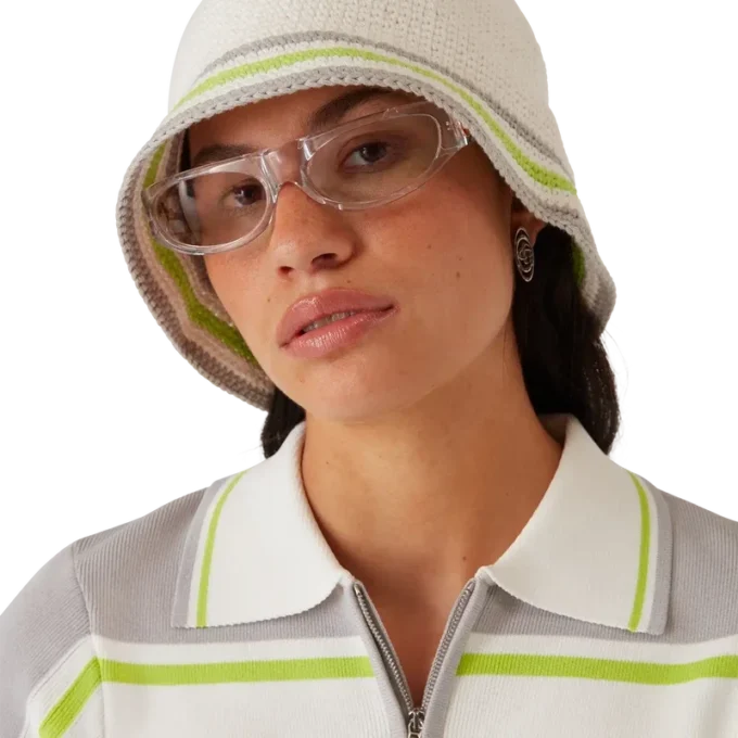 Pălărie croșetată cu dungi Pălărie croșetată cu dungi