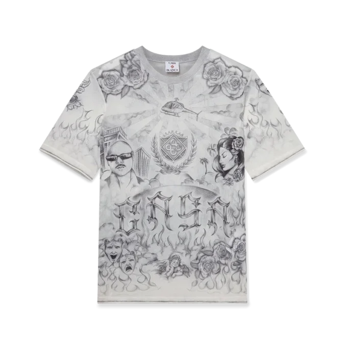 Top din plasă cu tatuaje