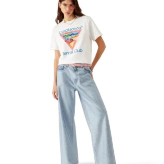 Tricou cu simbolul clubului de tenis