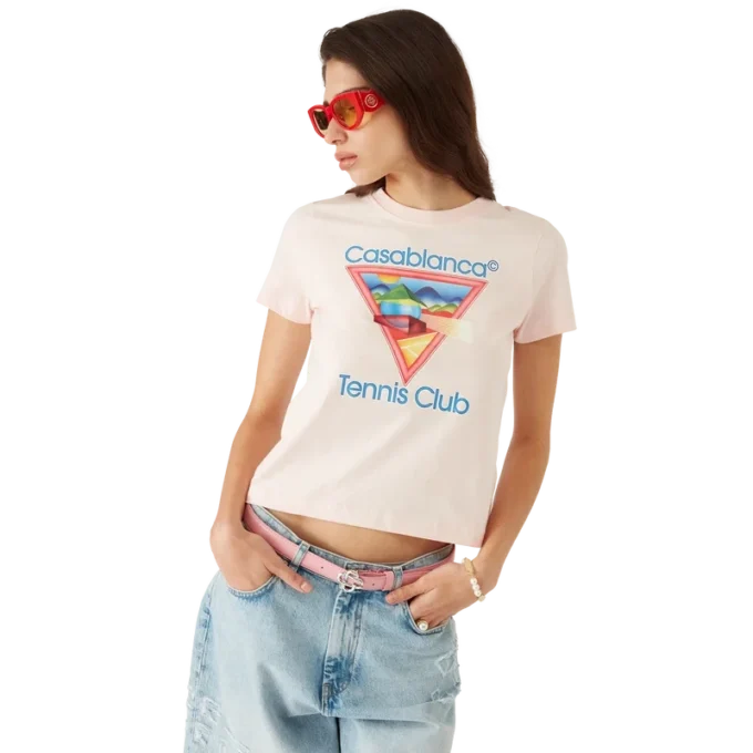 Tricou cu simbolul clubului de tenis