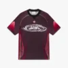 Tricou de fotbal cu mâneci scurte și gradient de culoare aubergine în pantaloni scurți Tricou de fotbal cu mâneci scurte și gradient de culoare aubergine în pantaloni scurți